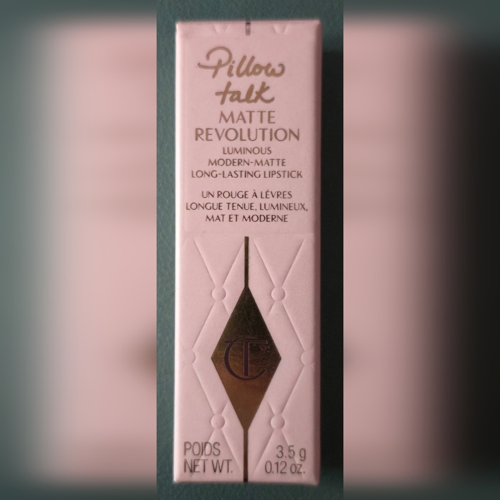 Charlotte Tilbury - Matte Revolution Hydrating Lipstick - Pillow Talk - Picture 2 of 14